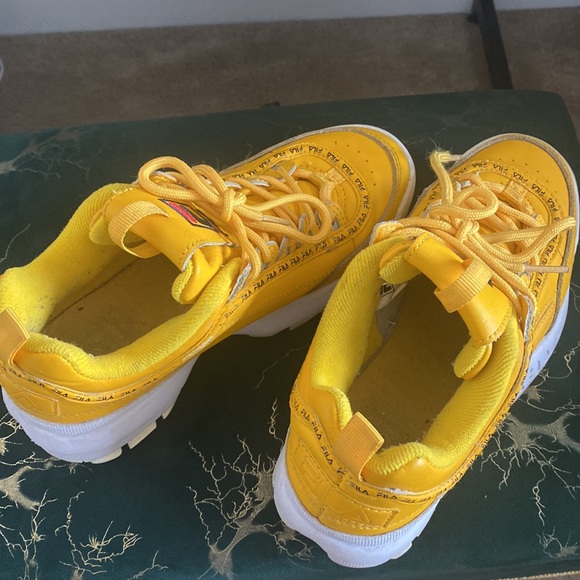 FILAS - Picture 4 of 4